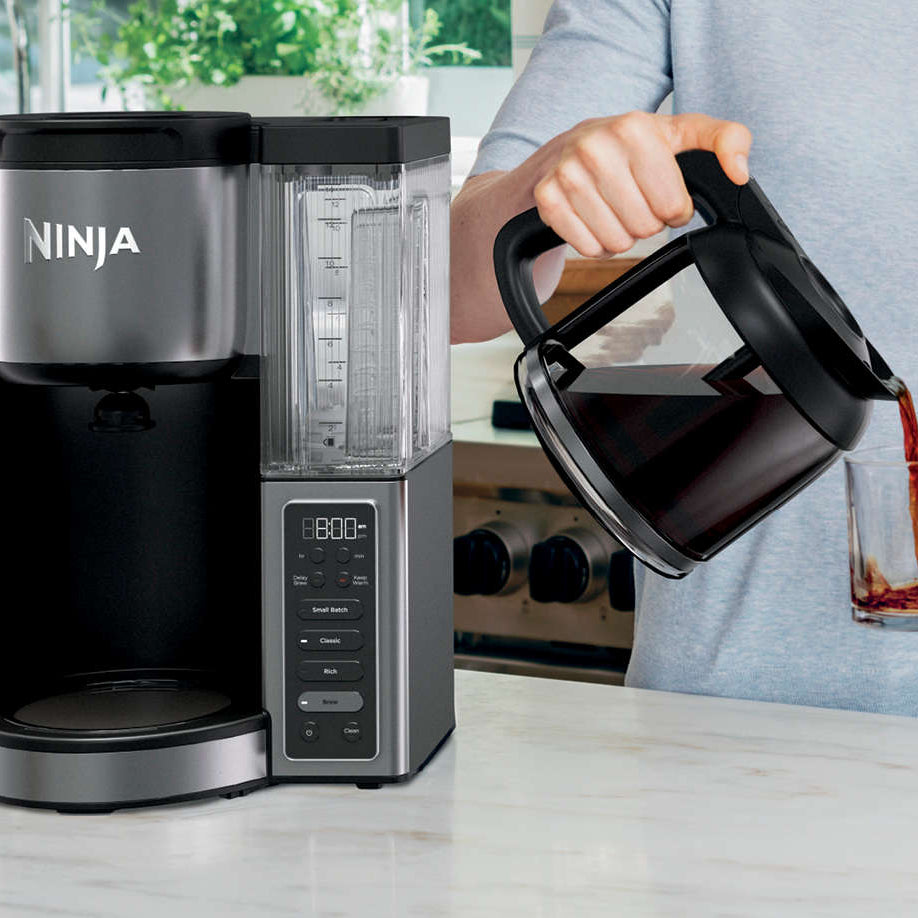 Ninja Fresh Brew™ 14-Cup Programmable Coffee Maker Ninja Fresh Brew™ 14-Cup Programmable Coffee Maker