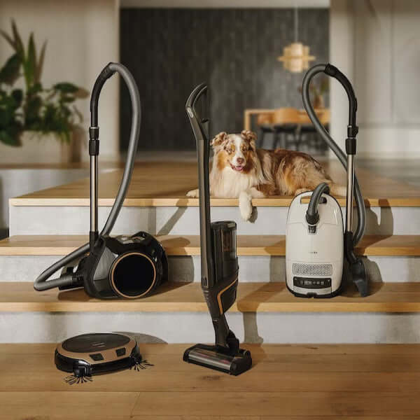 Miele Classic C1 Cat & Dog - Canister Vacuum Miele Classic C1 Cat & Dog - Canister Vacuum