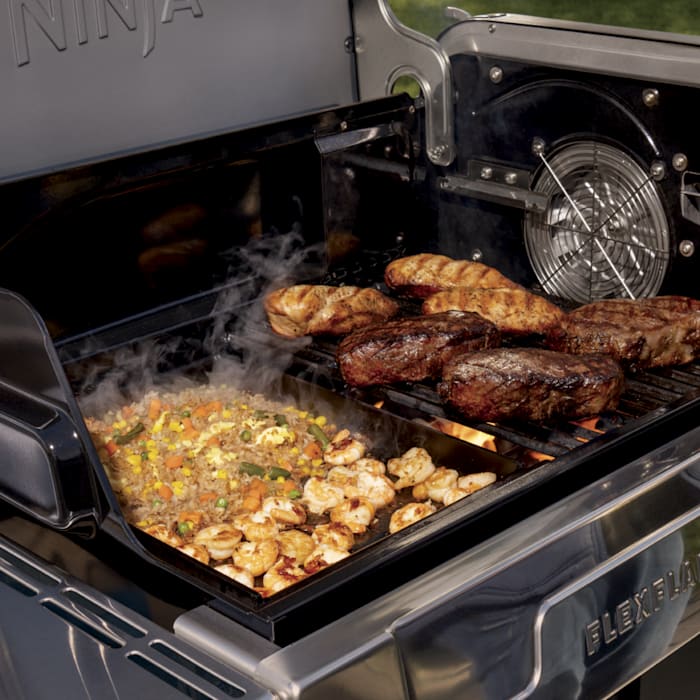Ninja™ FlexFlame™ Outdoor Cooking System, Stainless Steel Ninja™ FlexFlame™ Outdoor Cooking System, Stainless Steel
