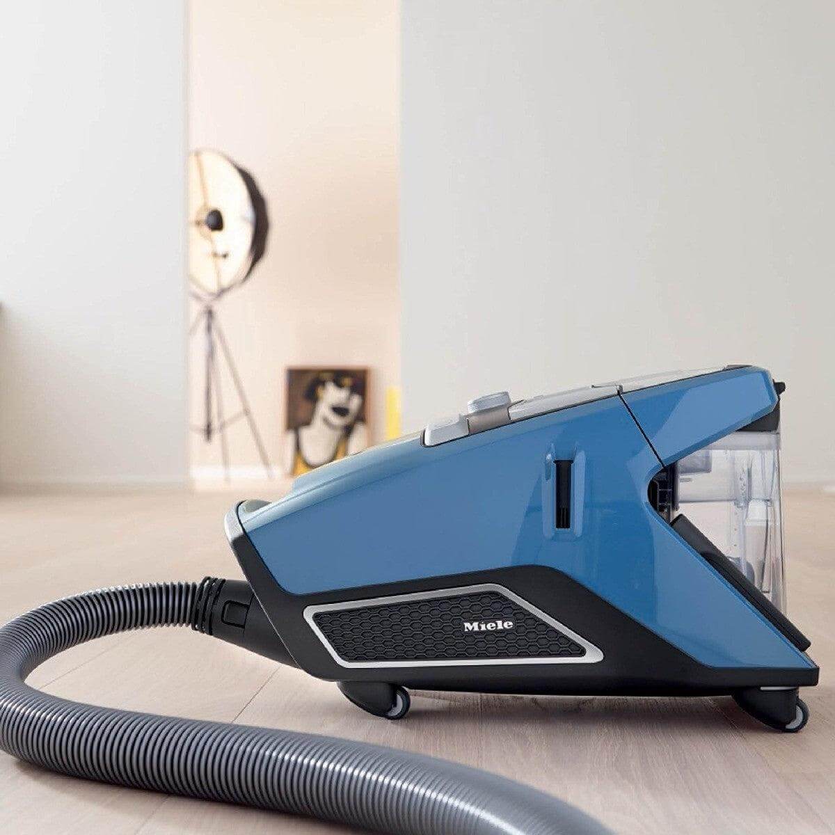 Miele Blizzard CX1 Turbo Team - Canister Vacuum Miele Blizzard CX1 Turbo Team - Canister Vacuum
