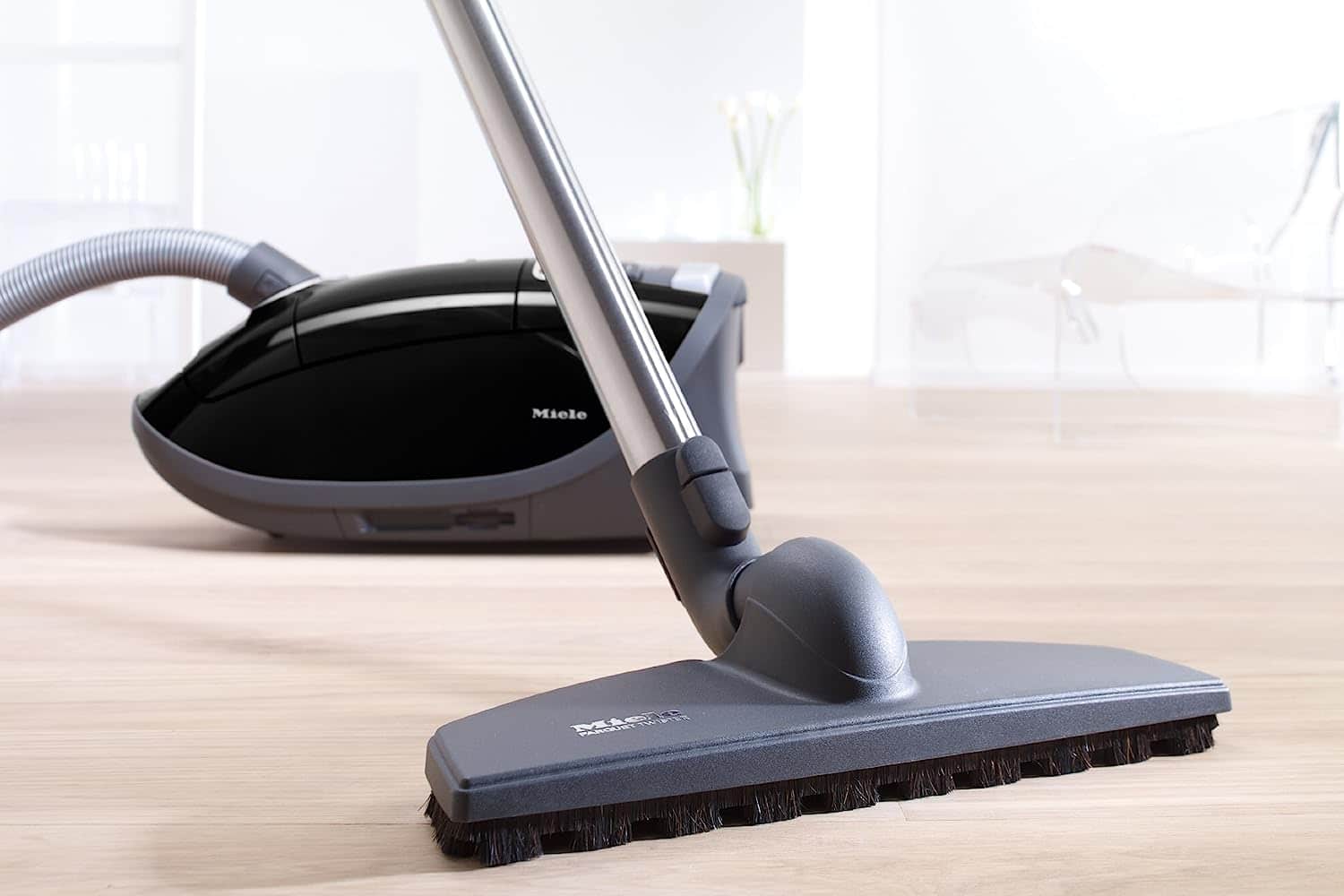 What Vacuum Cleaner is Best for Asthma Sufferers? Top Picks 2025