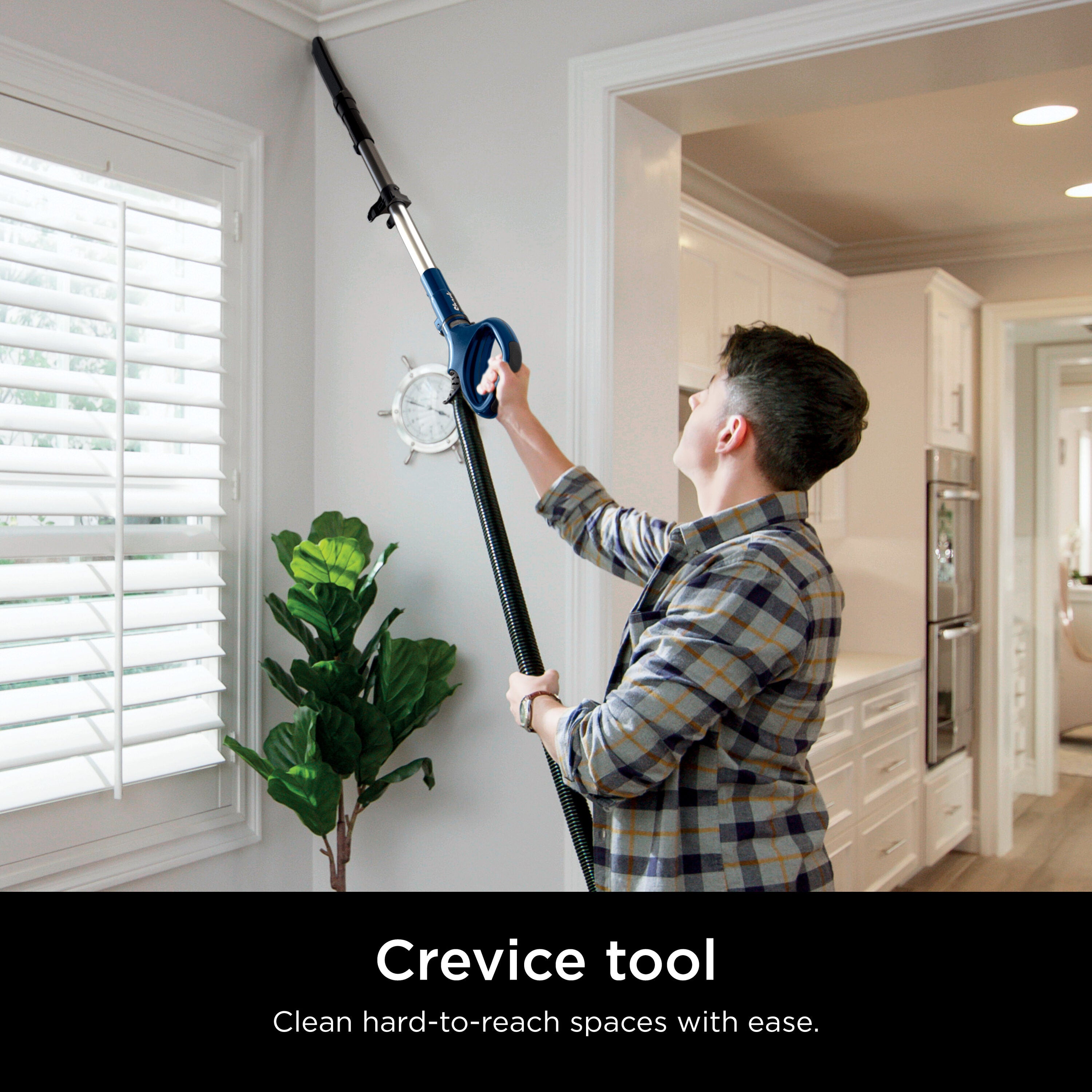 Shark Navigator Swivel Pro Complete Bagless Pet Upright Vacuum Cleaner with HEPA Filter