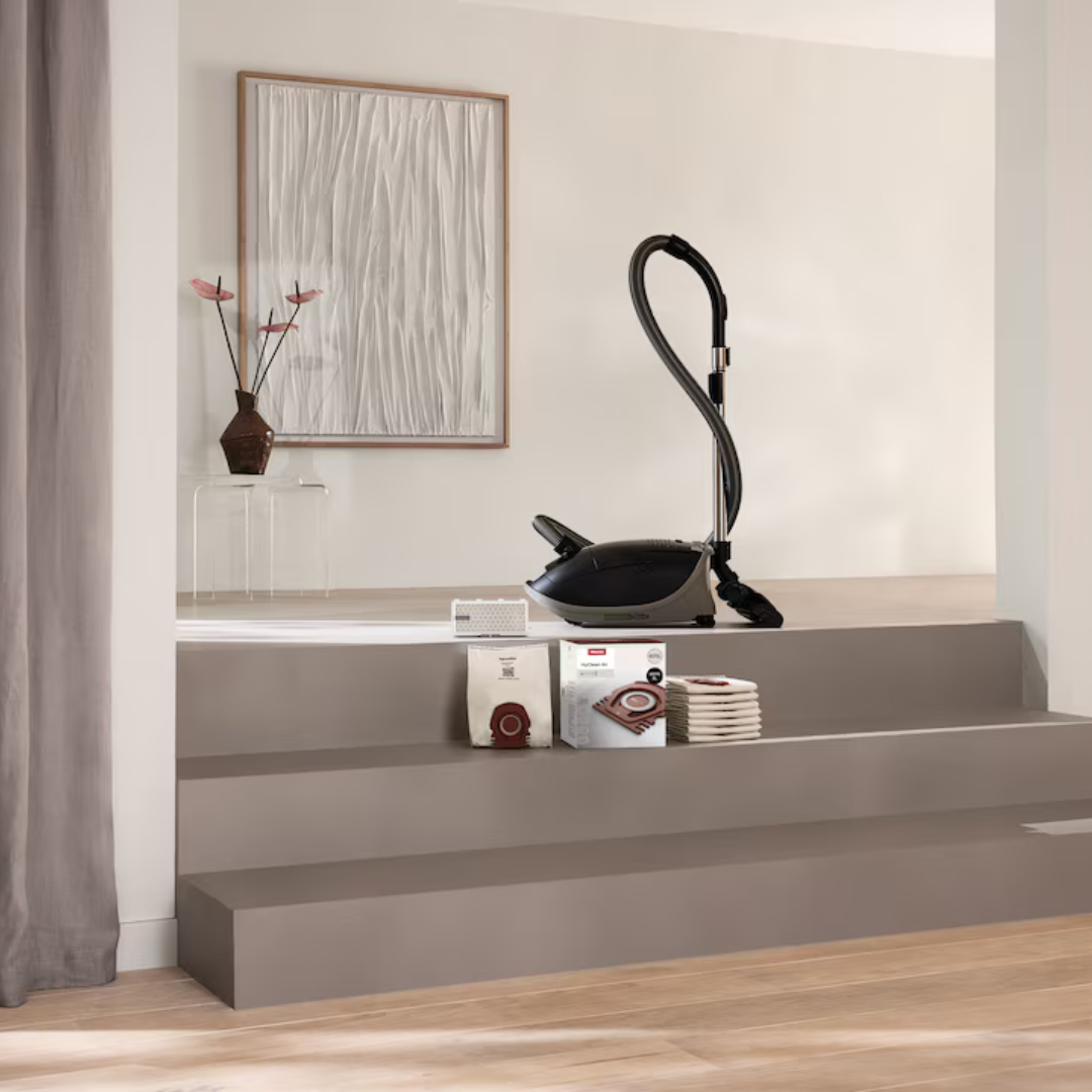 Miele CO Allergy XL HyClean Air (8 CO Bags, HA50 HEPA Filter)