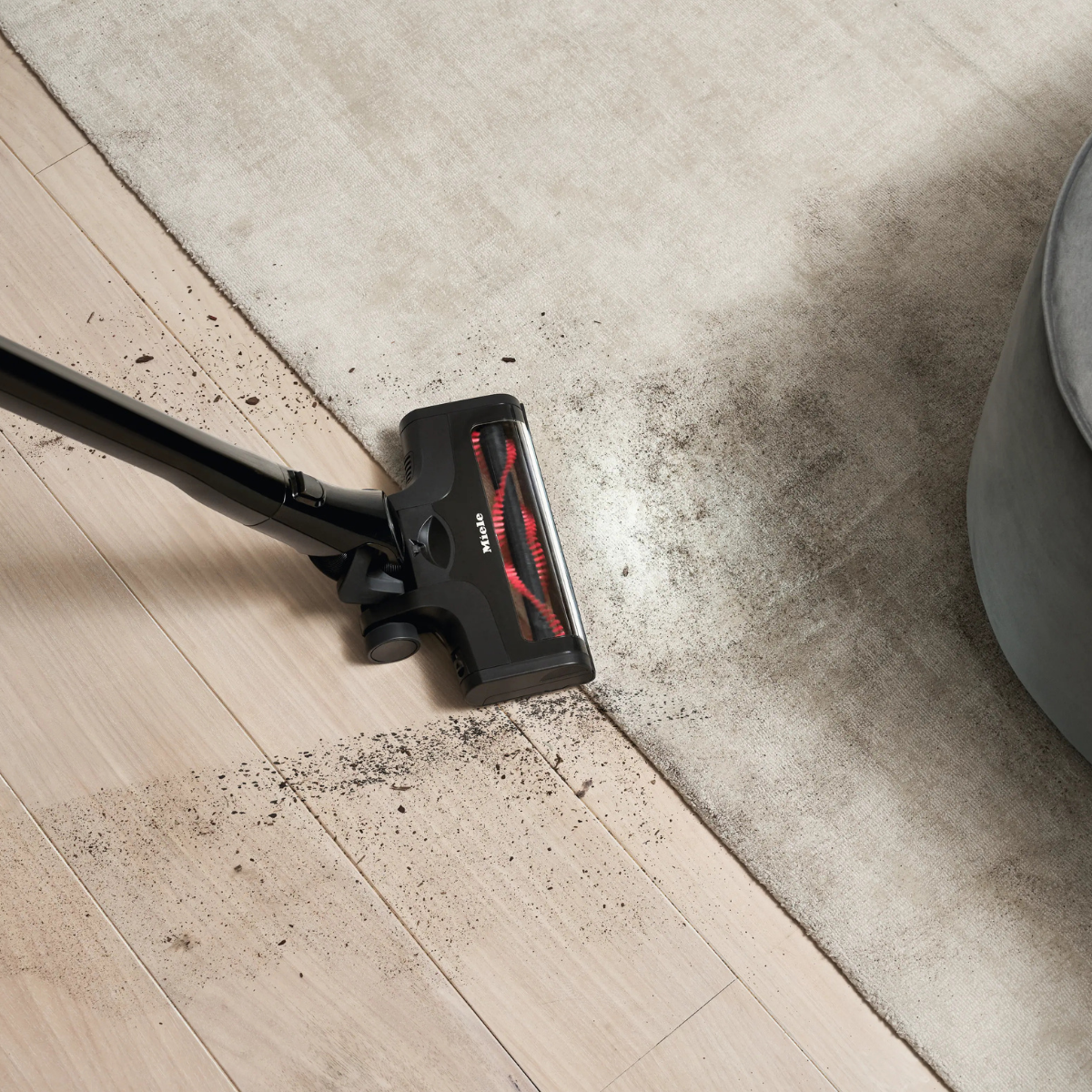 Miele Triflex HX3 Cat & Dog, Obsidian Black - Stick, Cordless Vacuum